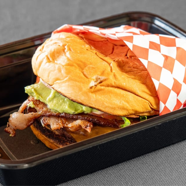 Keoni’s bacon burger.