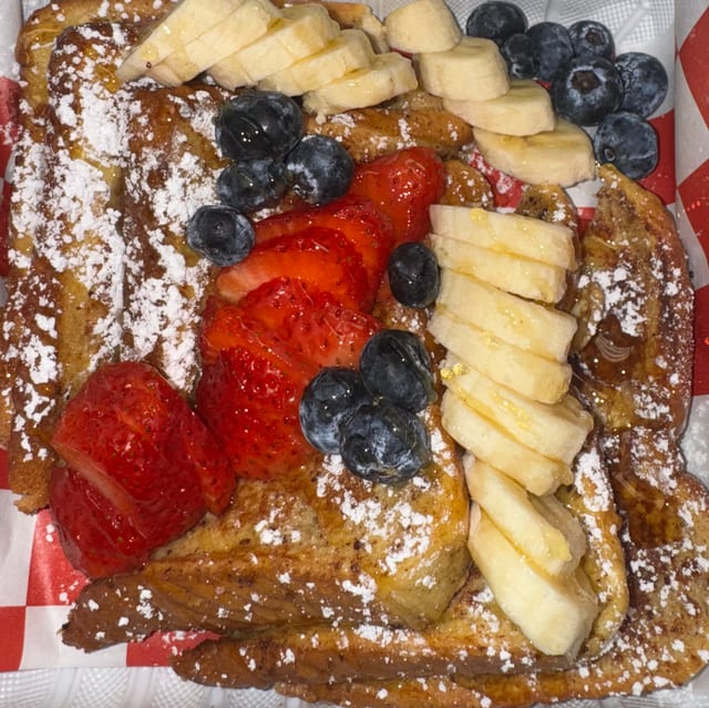 Kanaka Attack Loaded French Toast.
